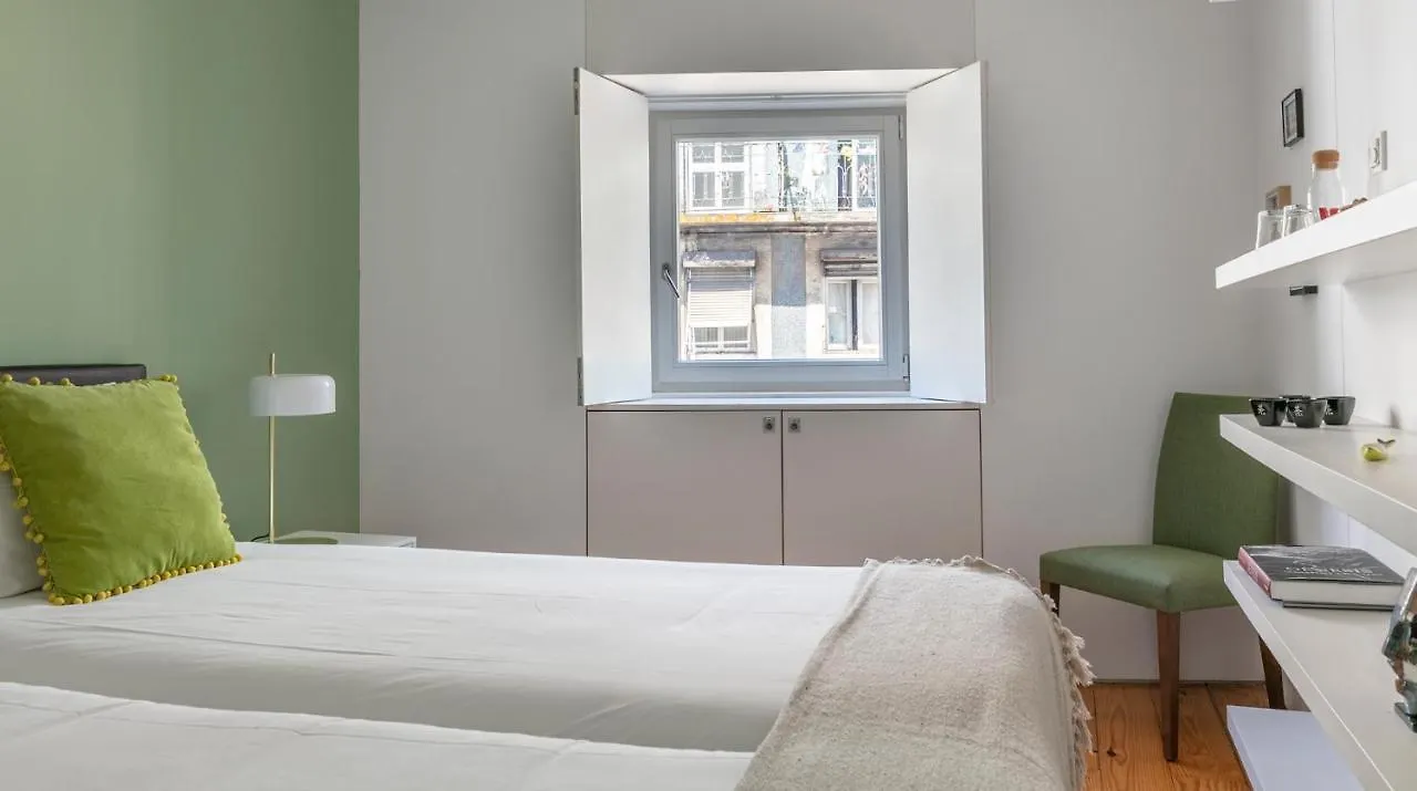 Altido Stylish 5Br Apt With Big Terrace In Principe Real Lisboa 3*,